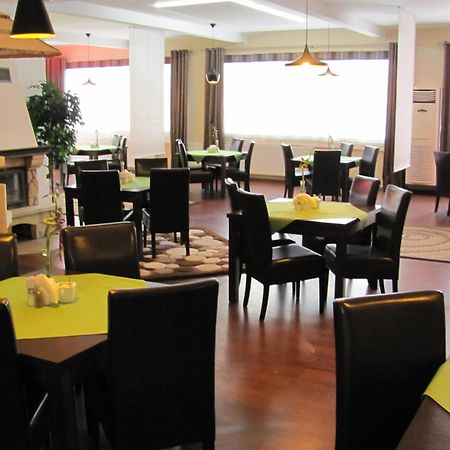 Hotel Gregor Pszczółki 外观 照片